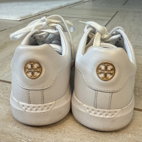 Tory Burch Howell Court Sneaker 8 - Picture 4 of 16